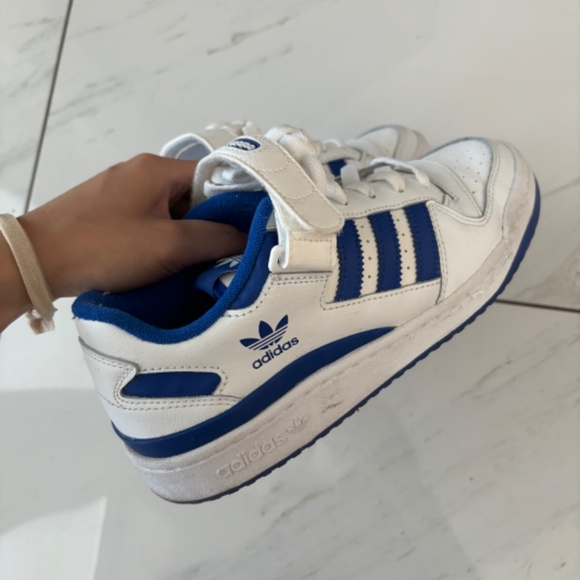 Adidas Low Forums Royal Blues - Picture 3 of 4
